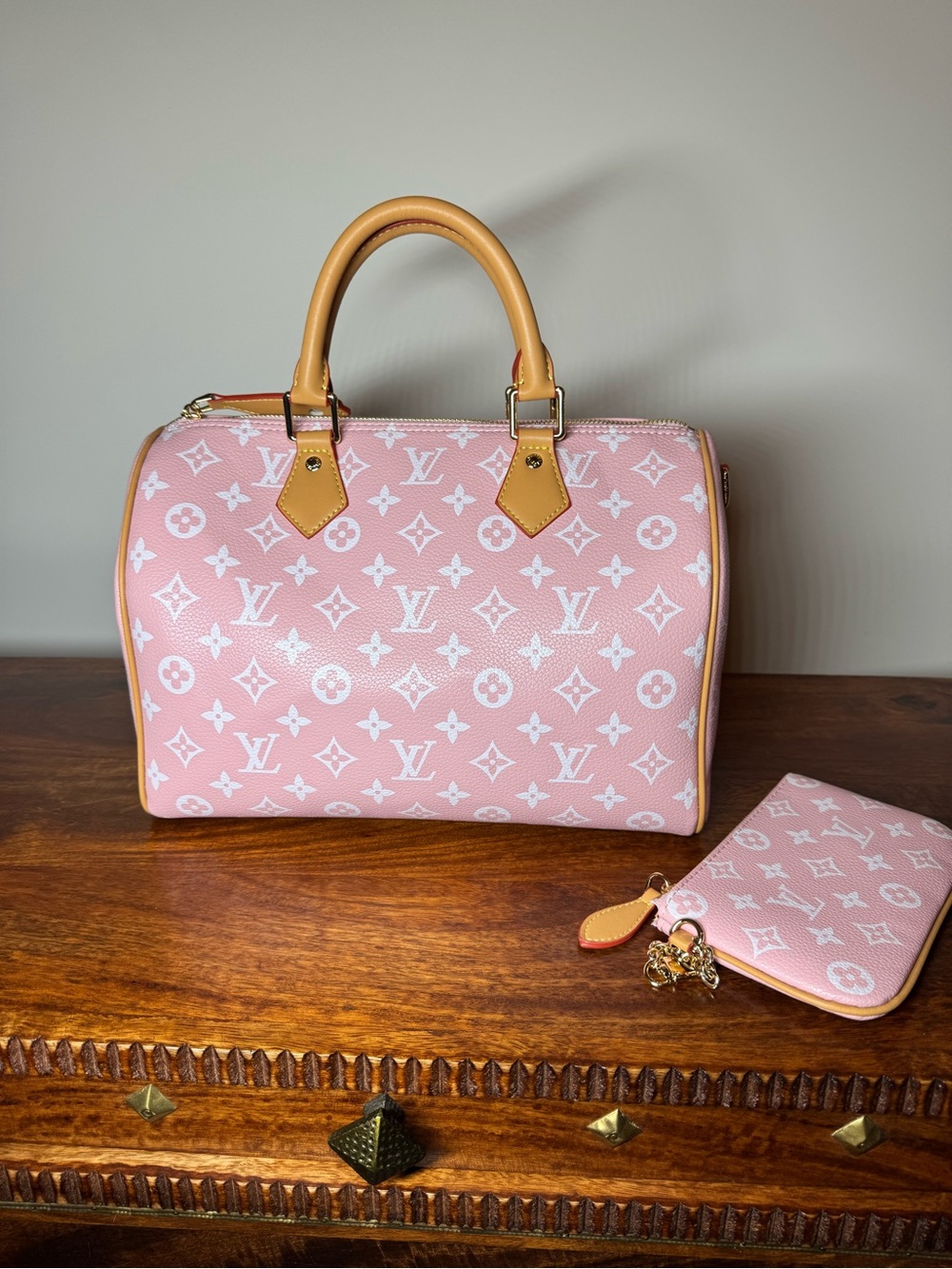 Pink Satchel with Tan Trims. No Brand. - Picture 5 of 10